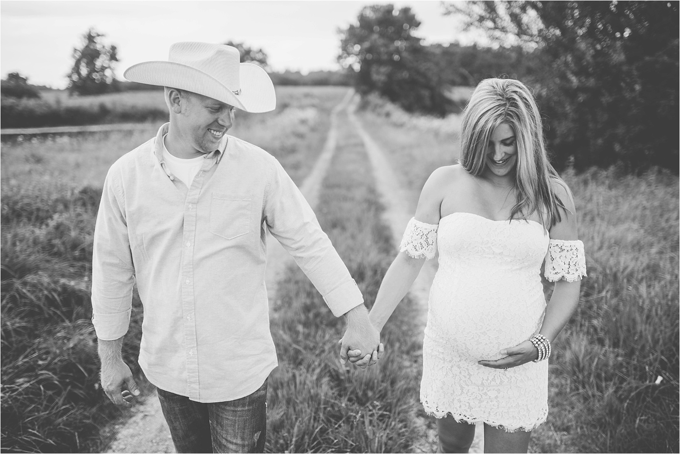 country side maternity session | KariMe Photography