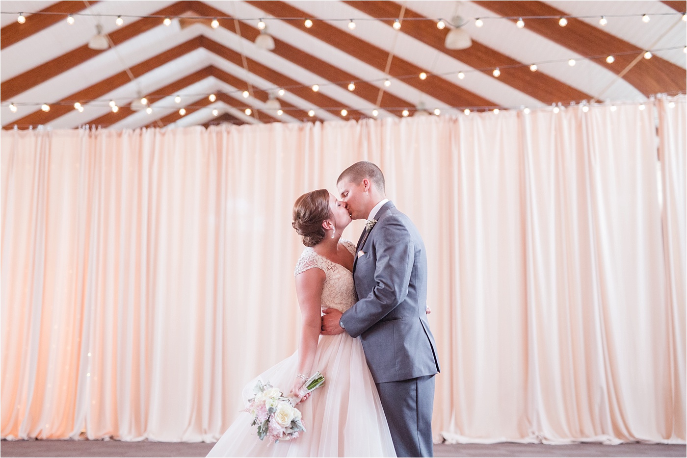A Blush Outdoor wedding at Irongate Equestrian | KariMe Photography_0098