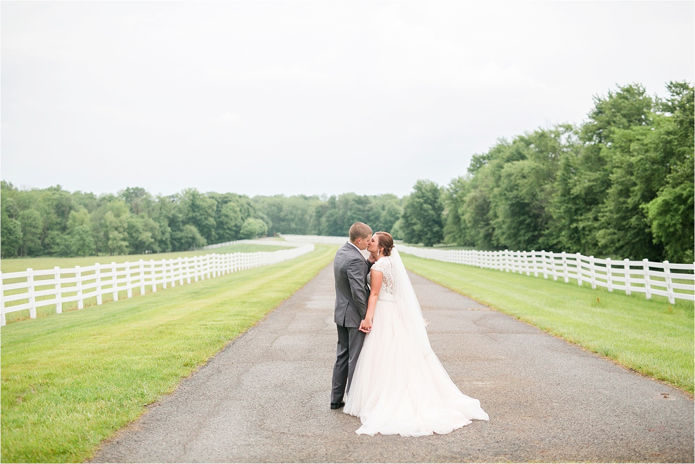 A Blush Outdoor wedding at Irongate Equestrian | KariMe Photography_0125