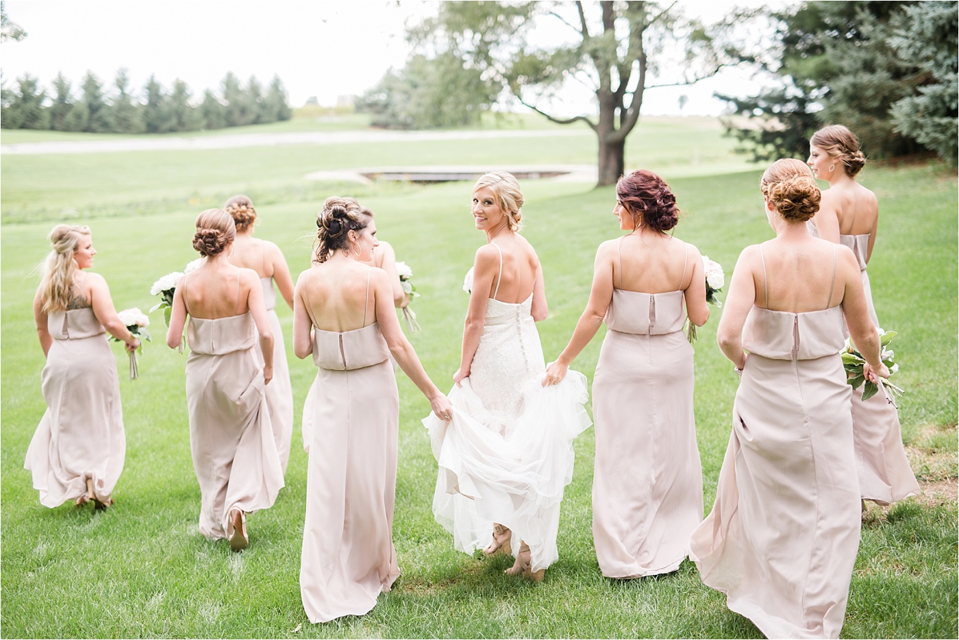 a-neutral-farm-wedding-at-pickwick-place_0129