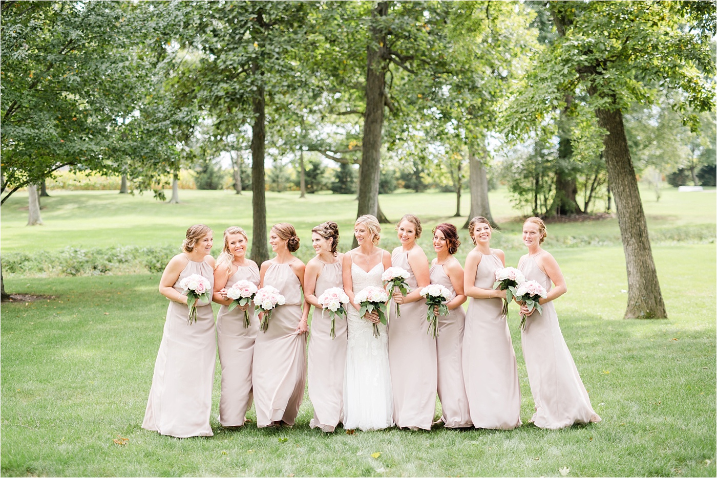 a-neutral-farm-wedding-at-pickwick-place_0131