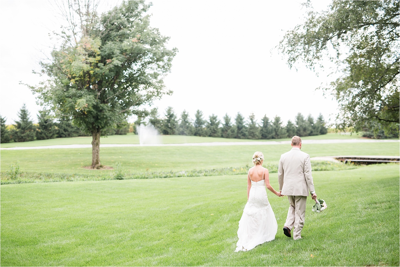 a-neutral-farm-wedding-at-pickwick-place_0142