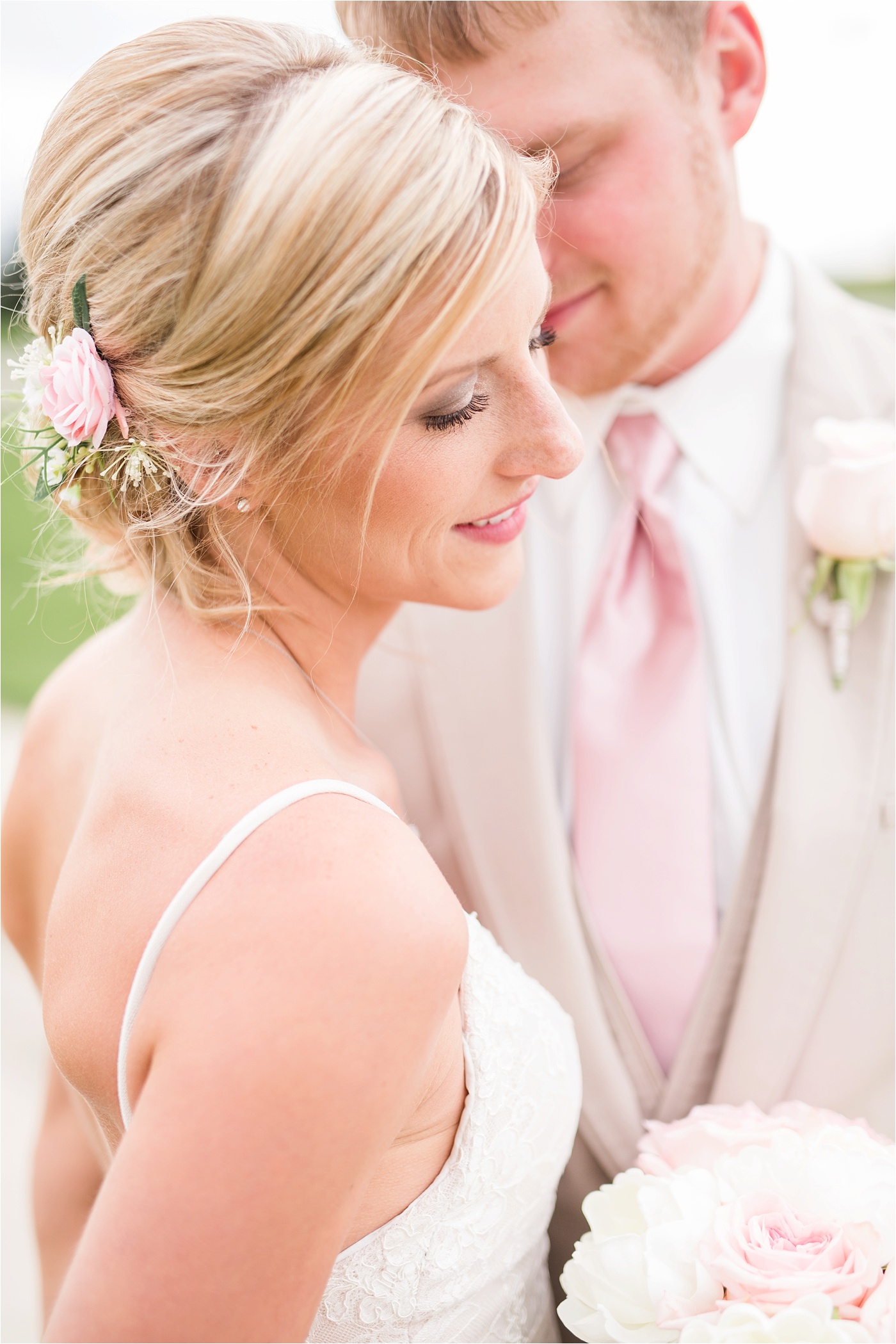 a-neutral-farm-wedding-at-pickwick-place_0147