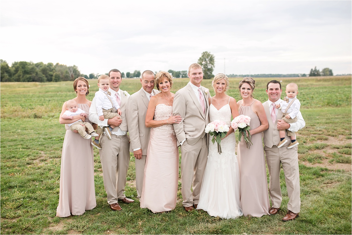 a-neutral-farm-wedding-at-pickwick-place_0169