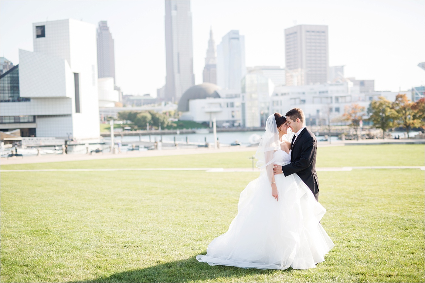 windows-on-the-river-downtown-cleveland-wedding-photos_0060