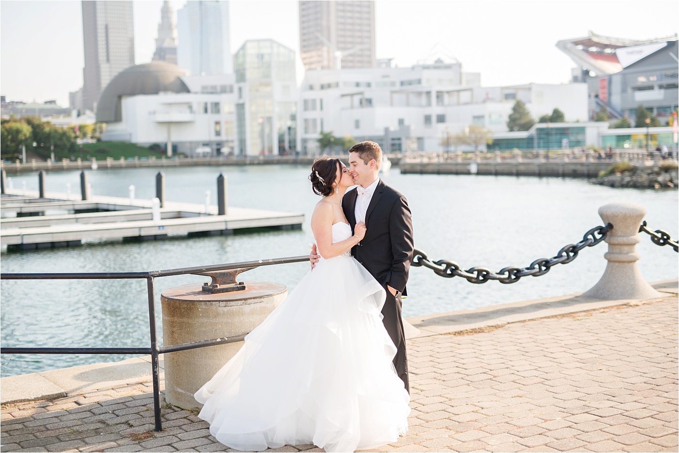 windows-on-the-river-downtown-cleveland-wedding-photos_0111
