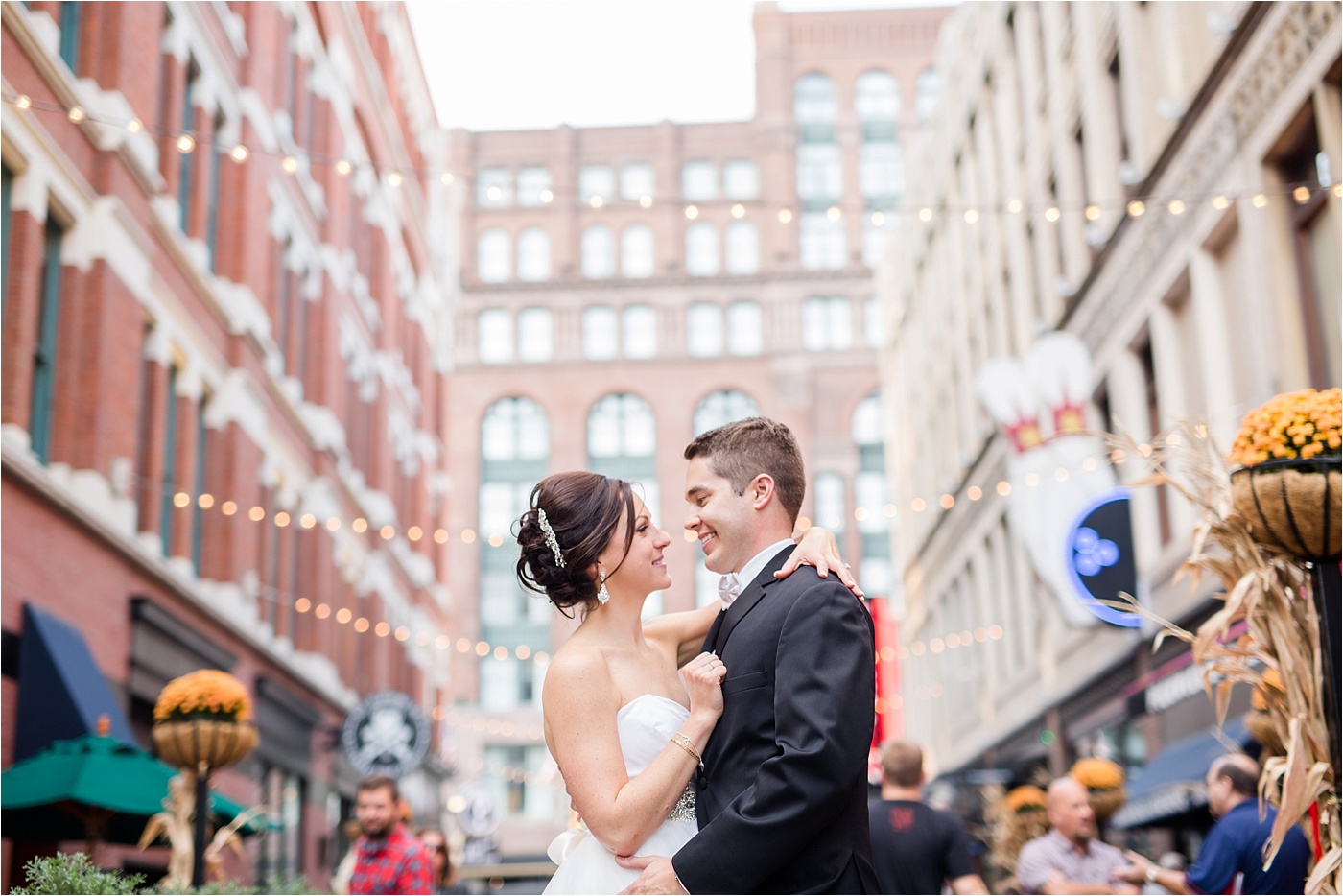 windows-on-the-river-downtown-cleveland-wedding-photos_0133