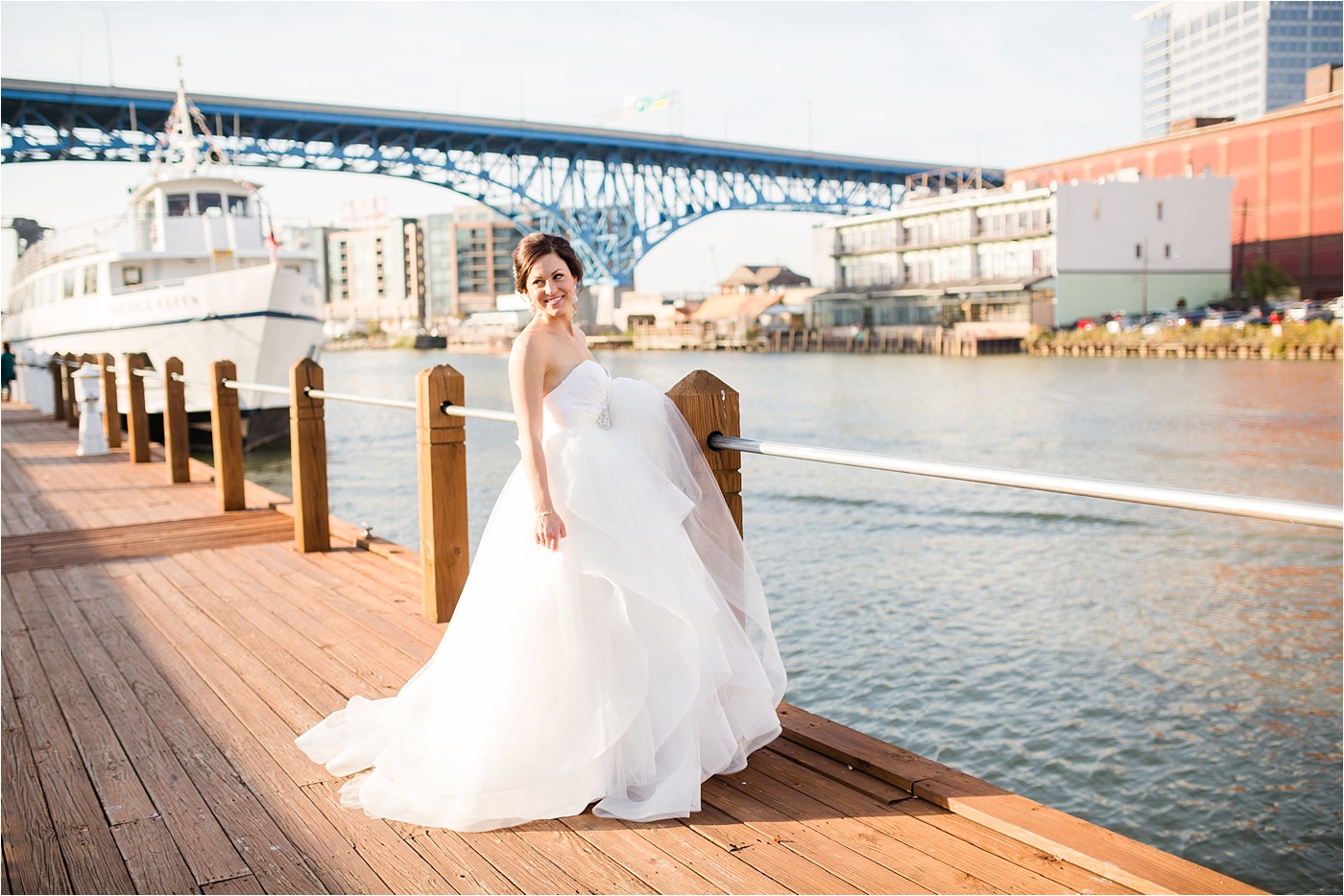 windows-on-the-river-downtown-cleveland-wedding-photos_0143