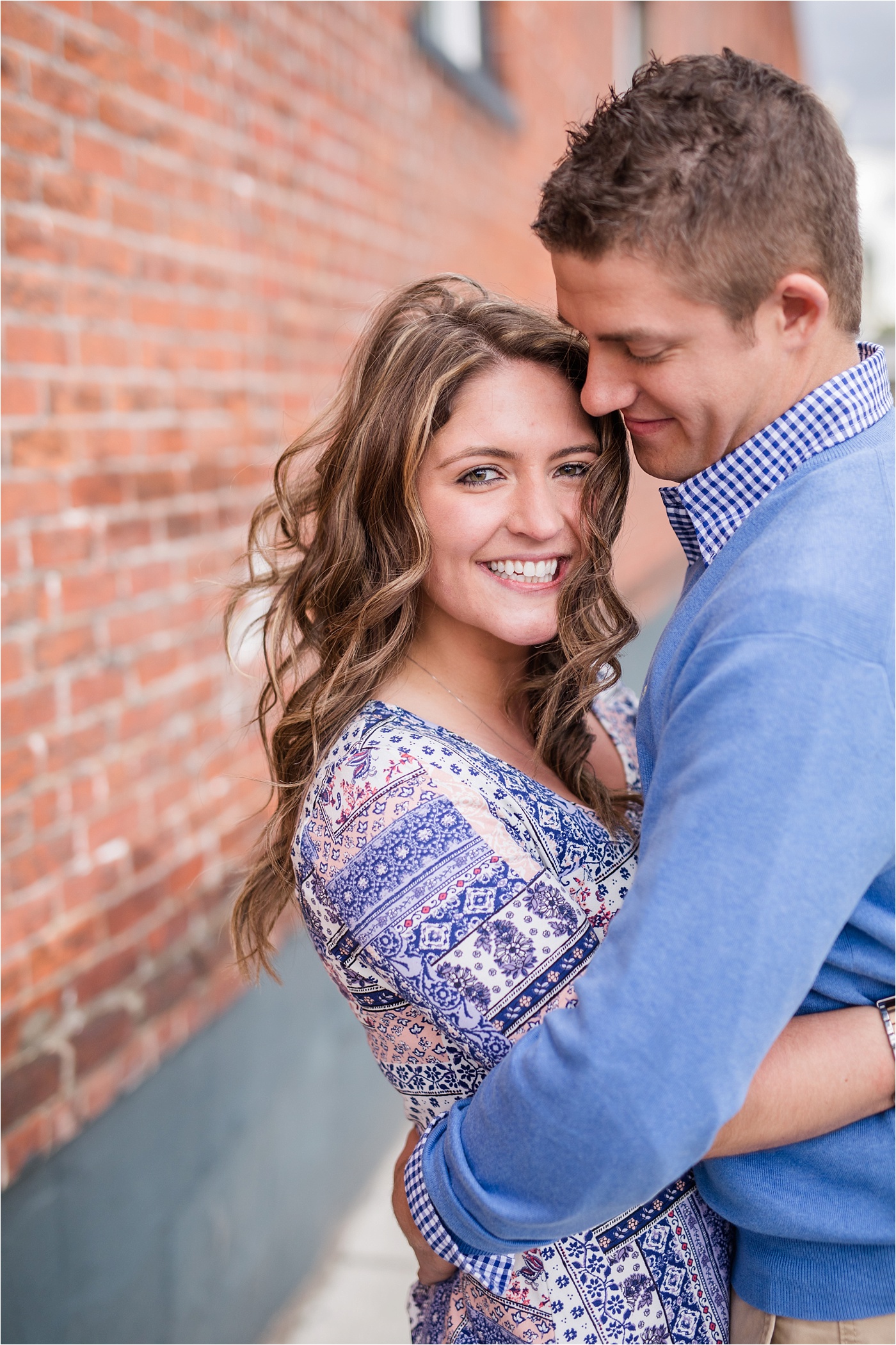 small-town-fall-engagement-photos_0006