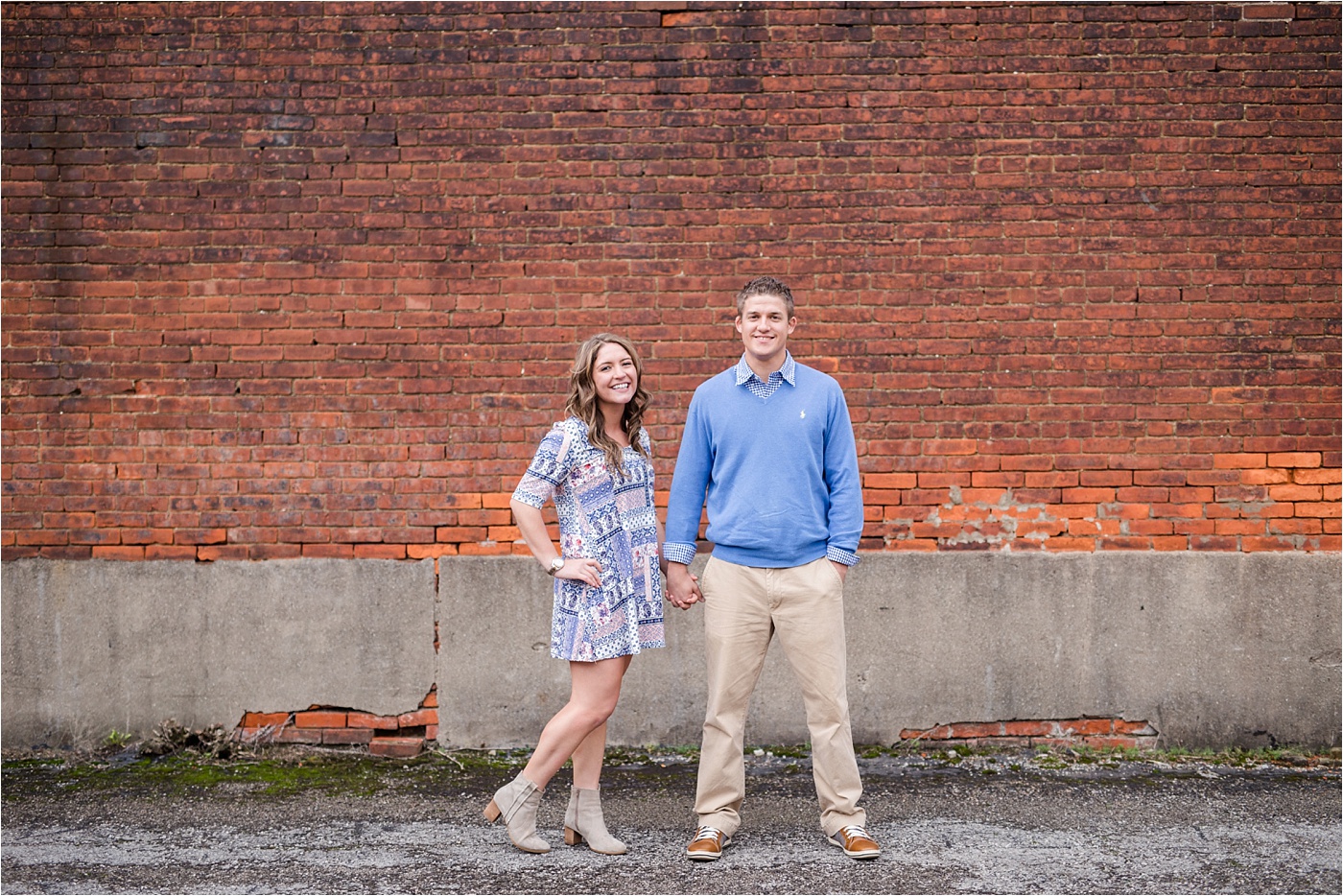 small-town-fall-engagement-photos_0011