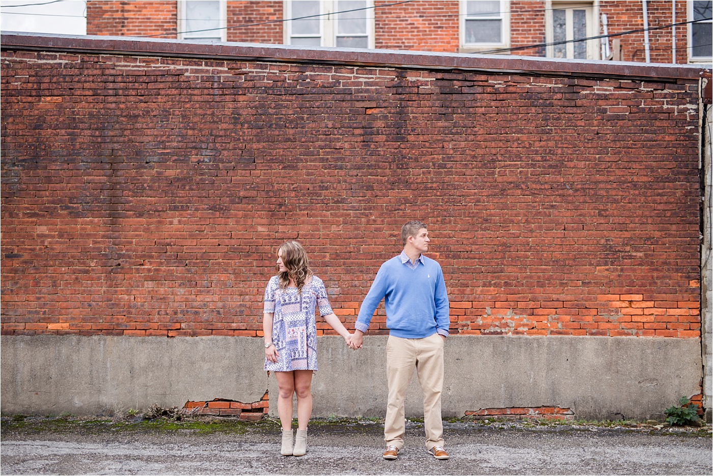 small-town-fall-engagement-photos_0016