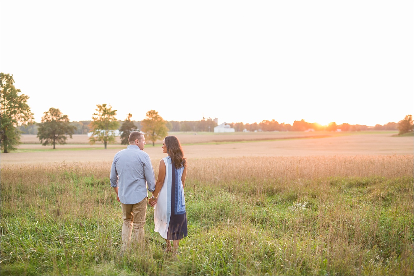 small-town-fall-engagement-photos_0099