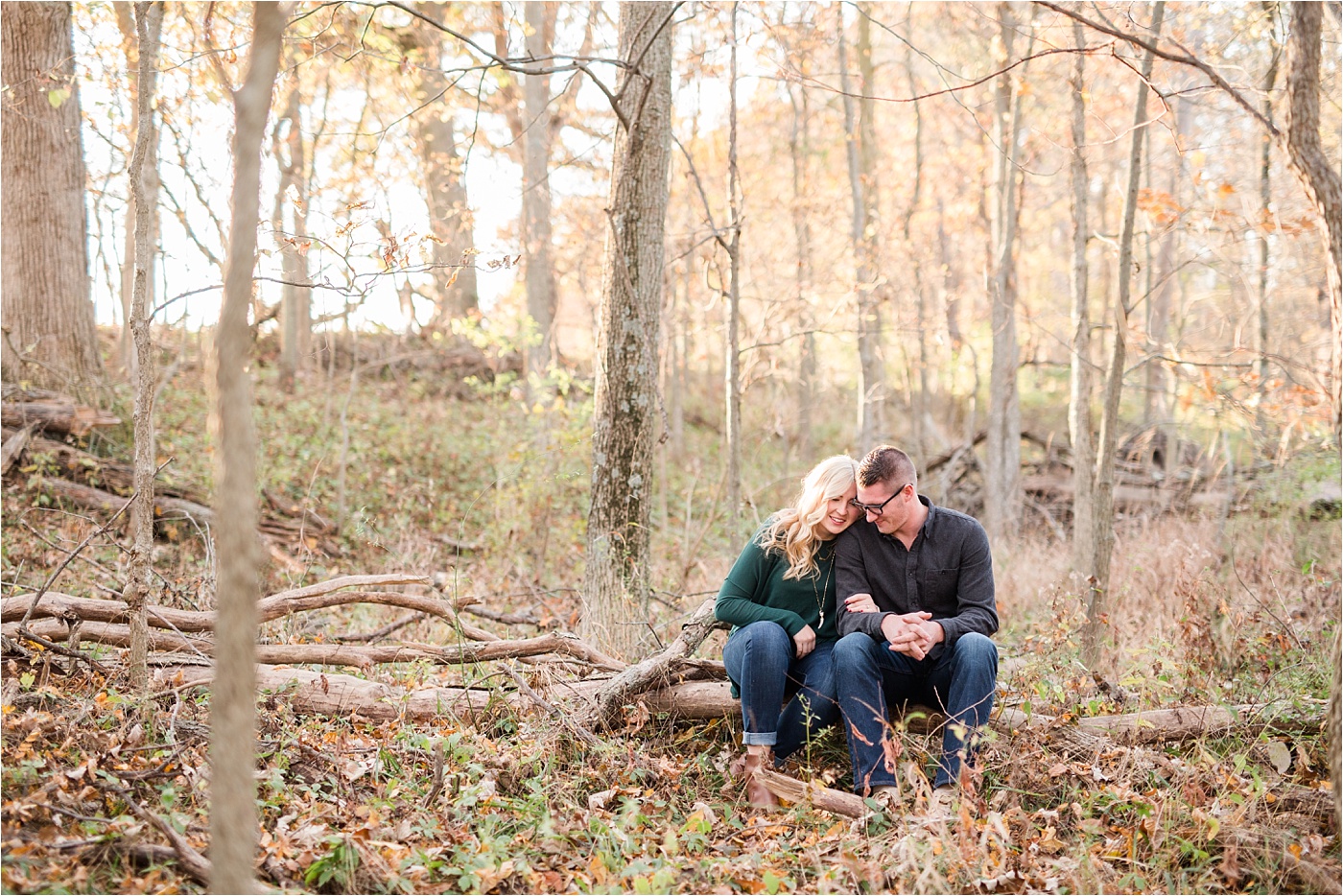 small-town-fall-engagement-photos_0113