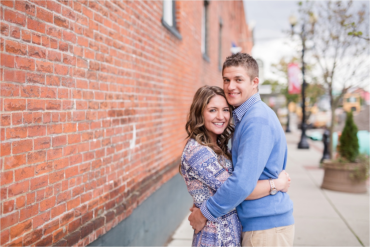 small-town-fall-engagement-photos_0002